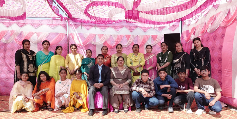 एनकेसी पब्लिक हाई स्कूल अड्डा सतनौर में वार्षिक समारोह आयोजित